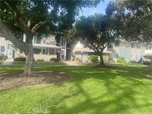 Property Slideshow image 3 of 53 | 1880 mckinney way, Seal Beach, CA, 90740