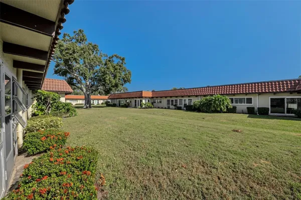 Property Slideshow image 2 of 57 | 1701 pinehurst rd 4f, Dunedin, FL, 34698