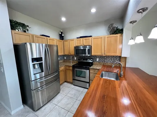 Property Slideshow image 2 of 7 | 9570 se 136th pl, Summerfield, FL, 34491