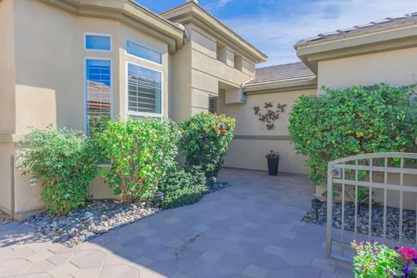 Property Slideshow image 2 of 35 | 44074 royal troon dr, Indio, CA, 92201
