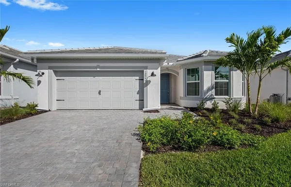 Property Slideshow image 2 of 33 | 12416 basalt ln, Alva, FL, 33920