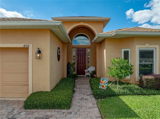 Property Slideshow image 2 of 92 | 4568 turnberry ln, Lake Wales, FL, 33859