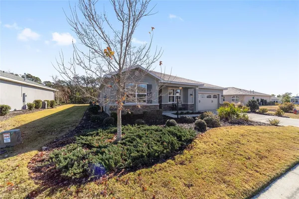 Property Slideshow image 2 of 69 | 9065 sw 106th ave, Ocala, FL, 34481