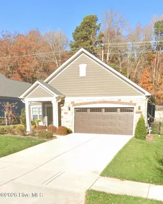 Property Slideshow image 2 of 23 | 2008 trailwood dr, Matthews, NC, 28104