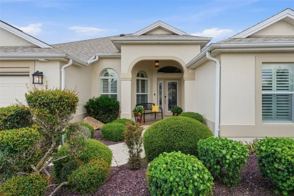 Property Slideshow image 3 of 69 | 2001 dipper loop, The Villages, FL, 32162