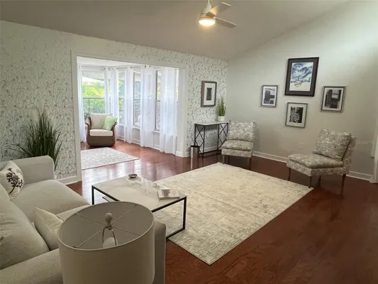 Property Slideshow image 2 of 5 | 2227 circlewood dr 52, Sarasota, FL, 34231