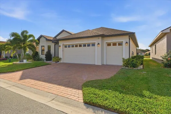 Property Slideshow image 2 of 43 | 6308 pinehurst loop, Winter Haven, FL, 33884