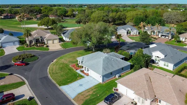 Property Slideshow image 2 of 25 | 2129 zaragoza pl, Lady Lake, FL, 32159