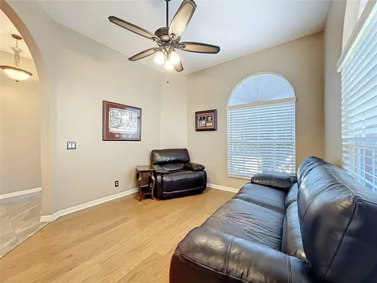 Property Slideshow image 3 of 50 | 6128 landings blvd, Lady Lake, FL, 32159