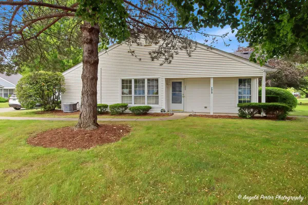 Property Slideshow image 2 of 44 | 7214 wheaton ln 347, Fox Lake, IL, 60020