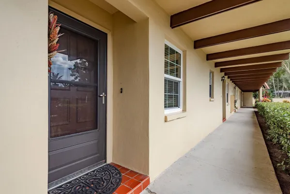 Property Slideshow image 3 of 29 | 1701 pinehurst rd 19e, Dunedin, FL, 34698