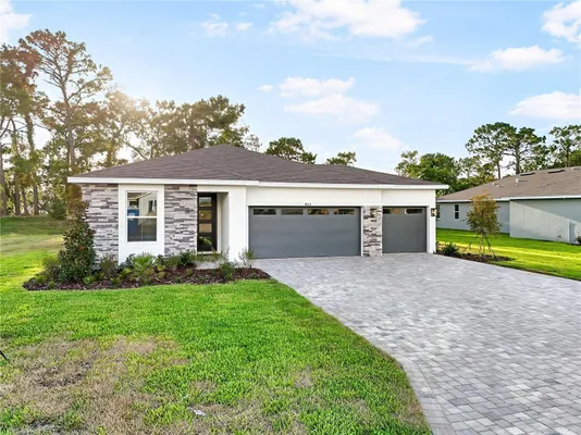 Property Slideshow image 3 of 43 | 9127 players dr, Weeki Wachee, FL, 34613