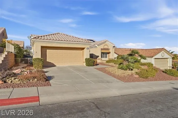 Property Slideshow image 2 of 32 | 10416 bent brook pl, Las Vegas, NV, 89134