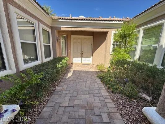 Property Slideshow image 3 of 47 | 4507 denaro dr, Las Vegas, NV, 89135