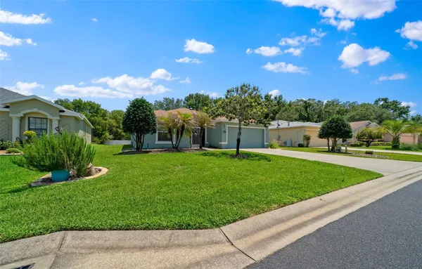 Property Slideshow image 3 of 74 | 16193 sw 14th avenue rd, Ocala, FL, 34473