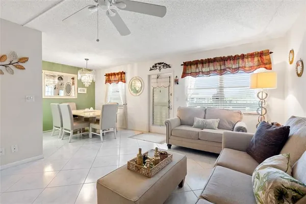 Property Slideshow image 3 of 35 | 2058 newport n # 2058, Deerfield Beach, FL, 33442