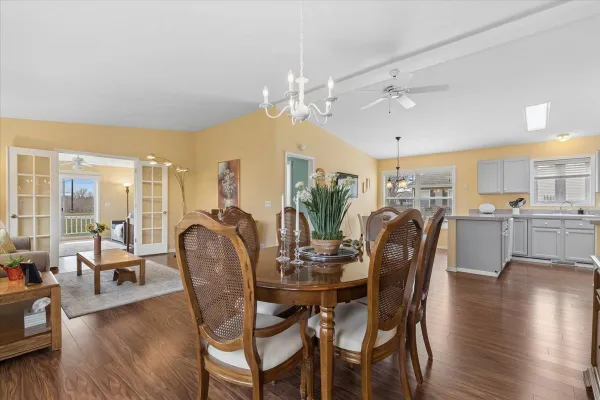 Property Slideshow image 2 of 6 | 1810 paddock ct, Grayslake, IL, 60030