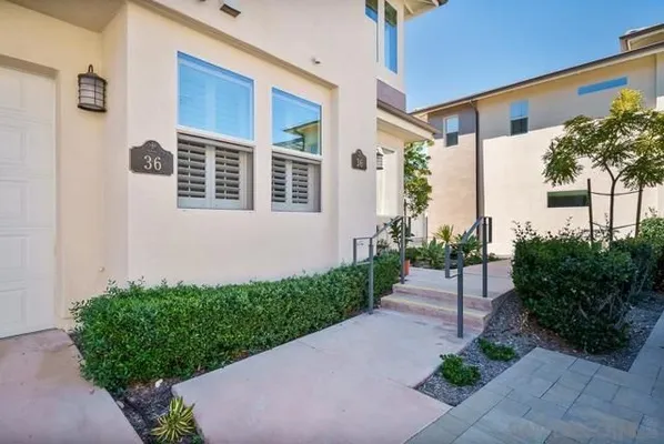 Property Slideshow image 3 of 63 | 16750 coyote bush dr 36, San Diego, CA, 92127