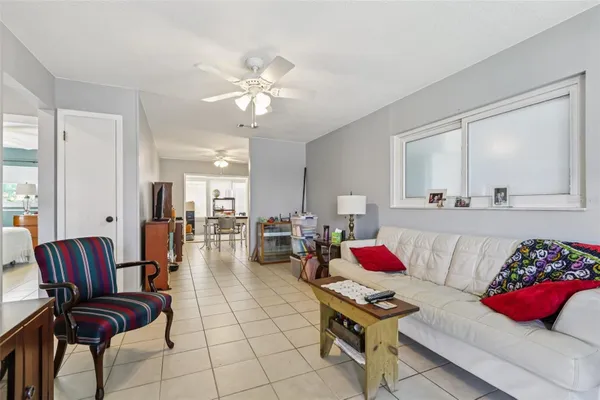 Property Slideshow image 3 of 37 | 5045 lily st pl, Pinellas Park, FL, 33782