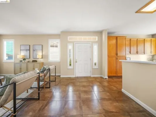 Property Slideshow image 3 of 22 | 714 cherry hls, Rio Vista, CA, 94571