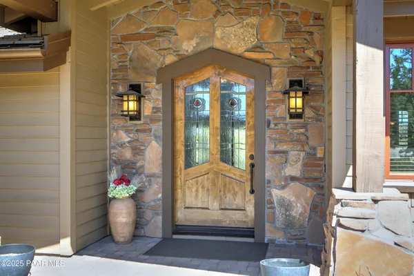 Property Slideshow image 2 of 45 | 12050 w whipsaw way, Prescott, AZ, 86305