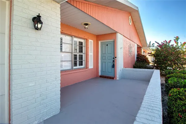 Property Slideshow image 2 of 51 | 1201 bluewater dr, Sun City Center, FL, 33573