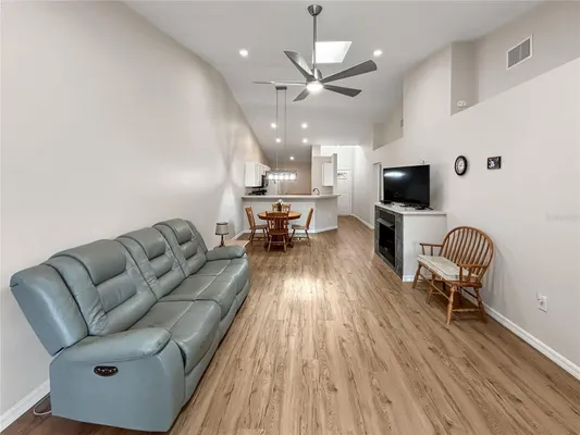 Property Slideshow image 3 of 22 | 5440 rosewall cir, Leesburg, FL, 34748