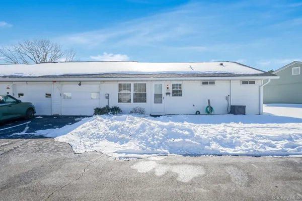 Property Slideshow image 2 of 29 | 430 falmouth ct a, Ridge, NY, 11961