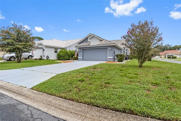 Property Slideshow image 2 of 27 | 9288 new orleans dr, Weeki Wachee, FL, 34613