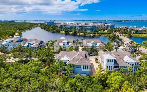 Property Slideshow image 2 of 46 | 339 sapphire lake dr unit 101, Bradenton, FL, 34209