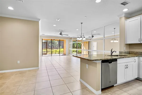Property Slideshow image 3 of 49 | 5425 cicerone st 103, Sarasota, FL, 34238