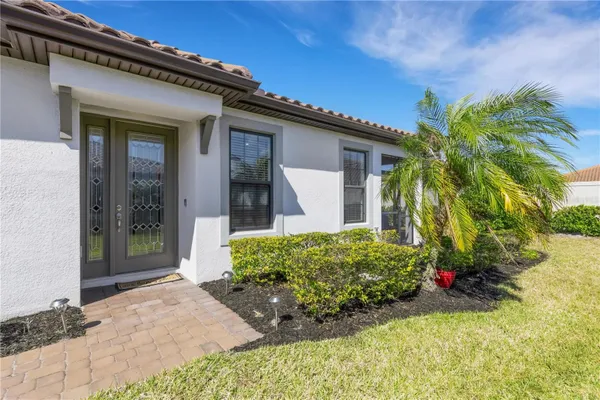 Property Slideshow image 3 of 44 | 10930 wendover dr, Palmetto, FL, 34221