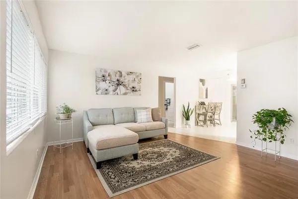 Property Slideshow image 3 of 30 | 985 nw 69th ave, Margate, FL, 33063