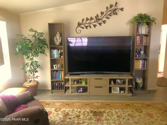 Property Slideshow image 3 of 11 | 638 n wild walnut dr, Dewey-Humboldt, AZ, 86327