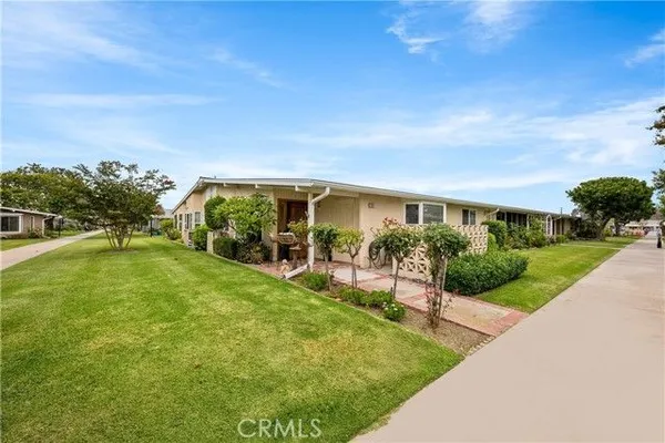 Property Slideshow image 2 of 47 | 13210 seaview 250l, Seal Beach, CA, 90740