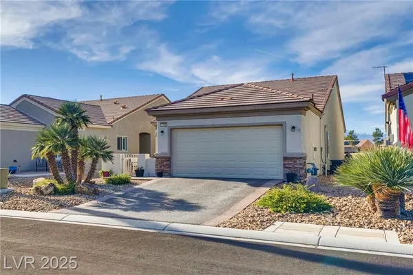 Property Slideshow image 3 of 30 | 7709 island rail dr, North Las Vegas, NV, 89084