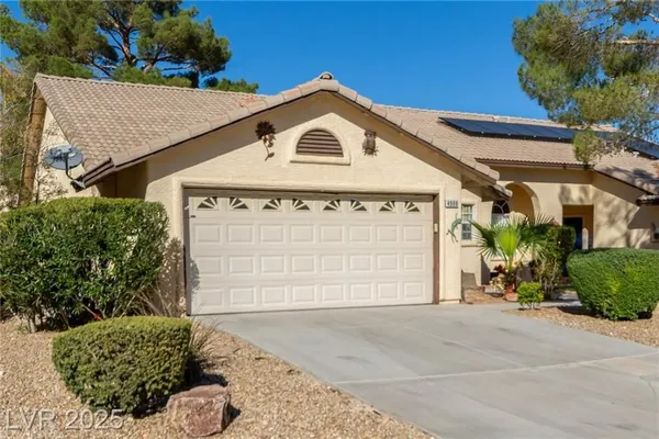 Property Slideshow image 3 of 28 | 4908 winterset dr, Las Vegas, NV, 89130