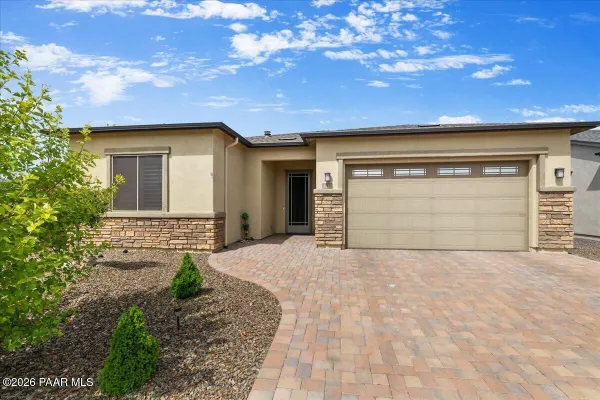 Property Slideshow image 2 of 38 | 8610 n sprouting tree dr, Prescott Valley, AZ, 86315
