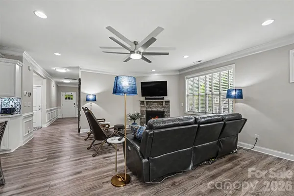 Property Slideshow image 3 of 35 | 122 boatwright ln, Mooresville, NC, 28117