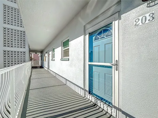 Property Slideshow image 2 of 86 | 5925 shore blvd 203, Gulfport, FL, 33707