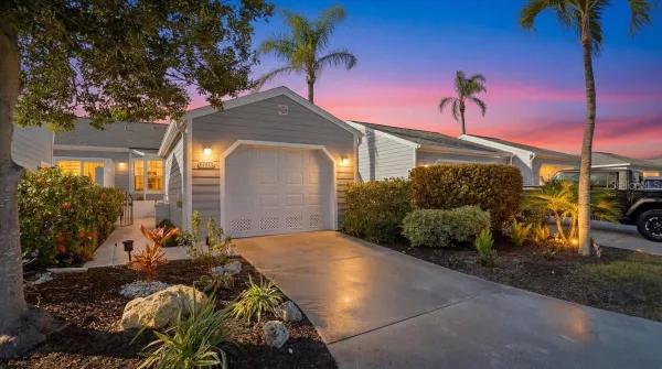 Property Slideshow image 2 of 63 | 1276 spoonbill landings cir, Bradenton, FL, 34209