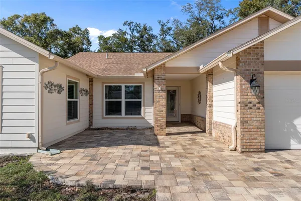 Property Slideshow image 3 of 81 | 3015 saw mill ln, Spring Hill, FL, 34606