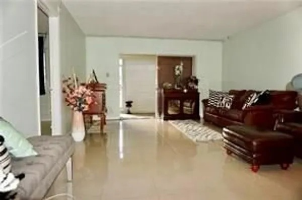 Property Slideshow image 3 of 26 | 7897 golf circle dr apt 110, Margate, FL, 33063