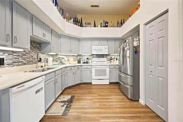 Property Slideshow image 3 of 33 | 9201 sw 91st cir, Ocala, FL, 34481