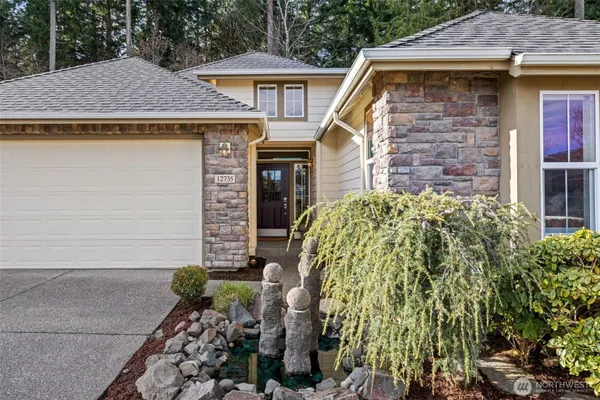 Property Slideshow image 3 of 37 | 12735 sunbreak way, Redmond, WA, 98053