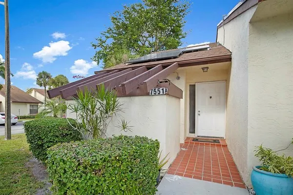 Property Slideshow image 3 of 27 | 7551 caesar st a, Lake Worth, FL, 33467