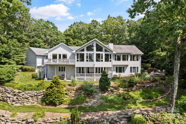 Property Slideshow image 3 of 48 | 101 beckwood ct, Flat Rock, NC, 28731