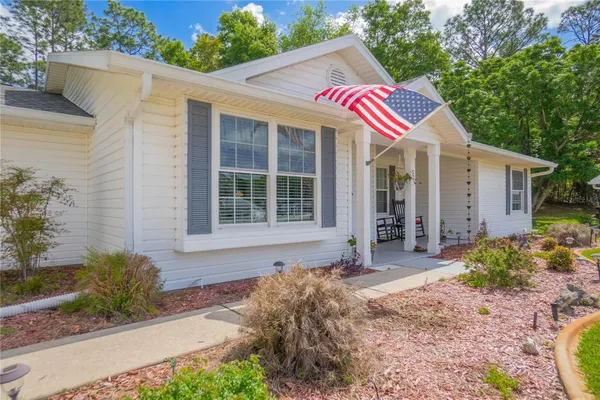 Property Slideshow image 3 of 38 | 8067 sw 116th loop, Ocala, FL, 34481