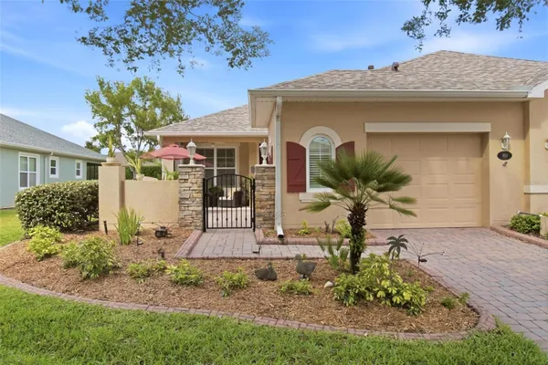 Property Slideshow image 3 of 49 | 1615 lambrook dr, Deland, FL, 32724