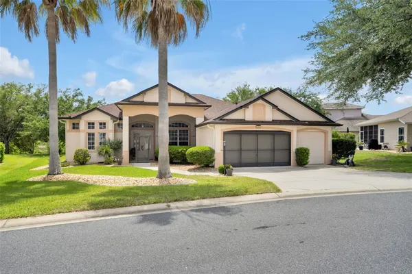 Property Slideshow image 2 of 66 | 5204 scotland ct, Leesburg, FL, 34748
